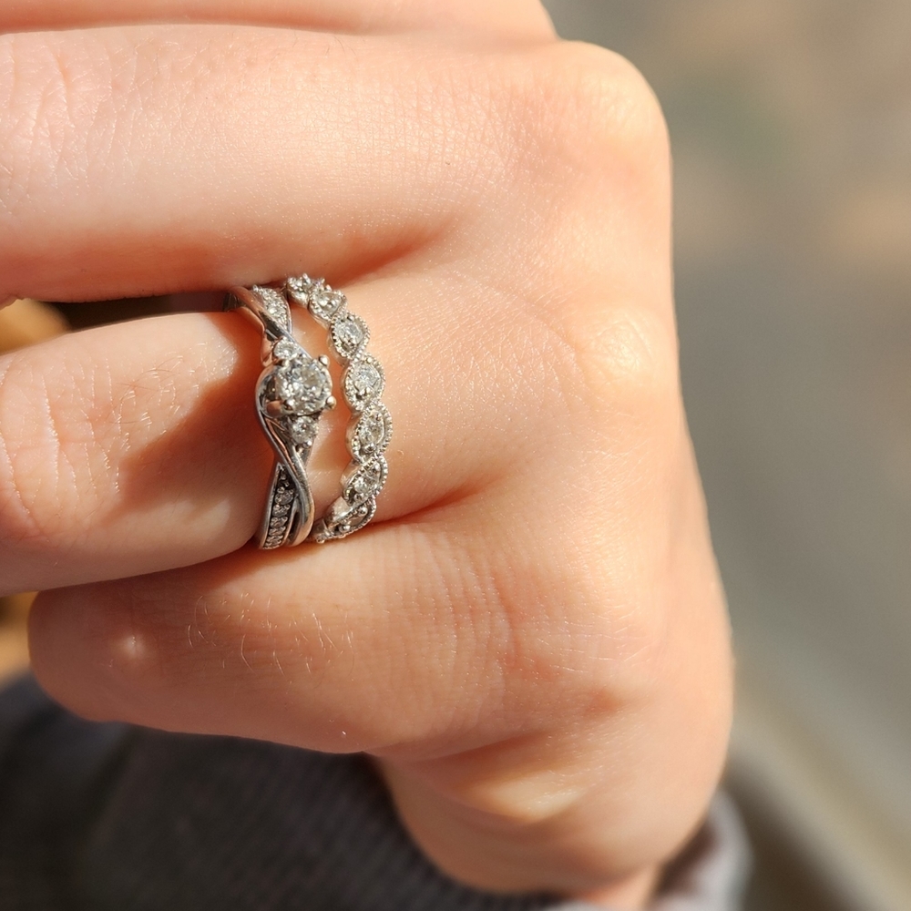 Small Kay engagement ring and wedding band